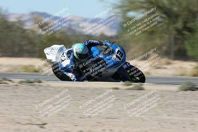 media/Oct-05-2025-CVMA (Sun) [[beeef4f201]]/Race 16-Formula Middleweight/